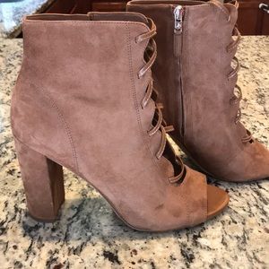 Sam Edelman LIKE NEW Open Toe Boots •  Sz 9